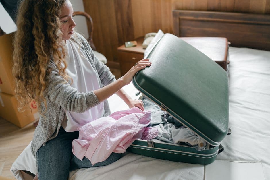 How to clean luggage, properly