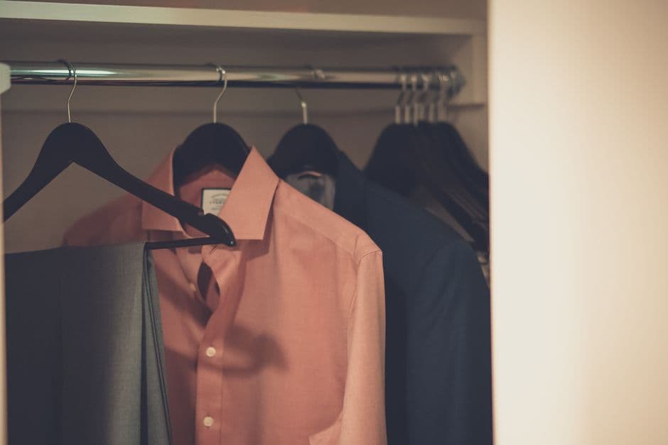 How to pack a suit so it arrives wearable